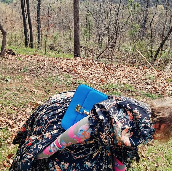 Valentino Rock Stud Aqua Leather Shoulder Bag ✨️host pick✨️ Size M - Picture 10 of 11